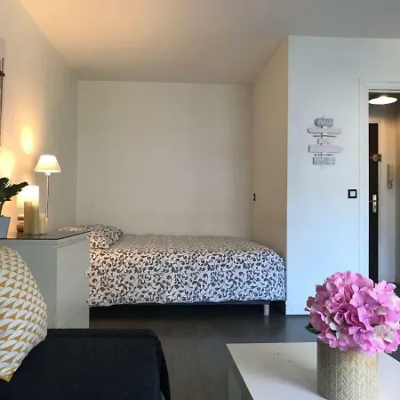 Lovely Flat Champs De Mars Eiffel-2